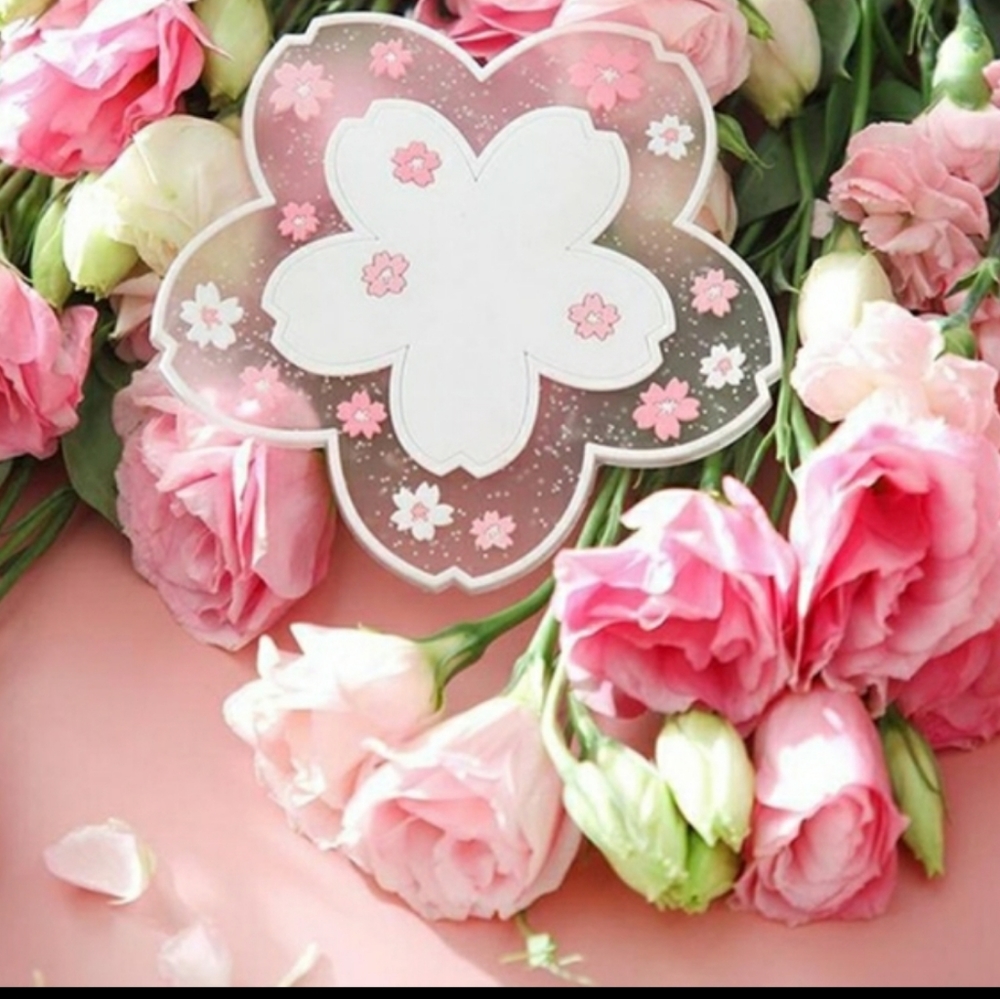 White sakura flower coaster - Picture 2 of 4